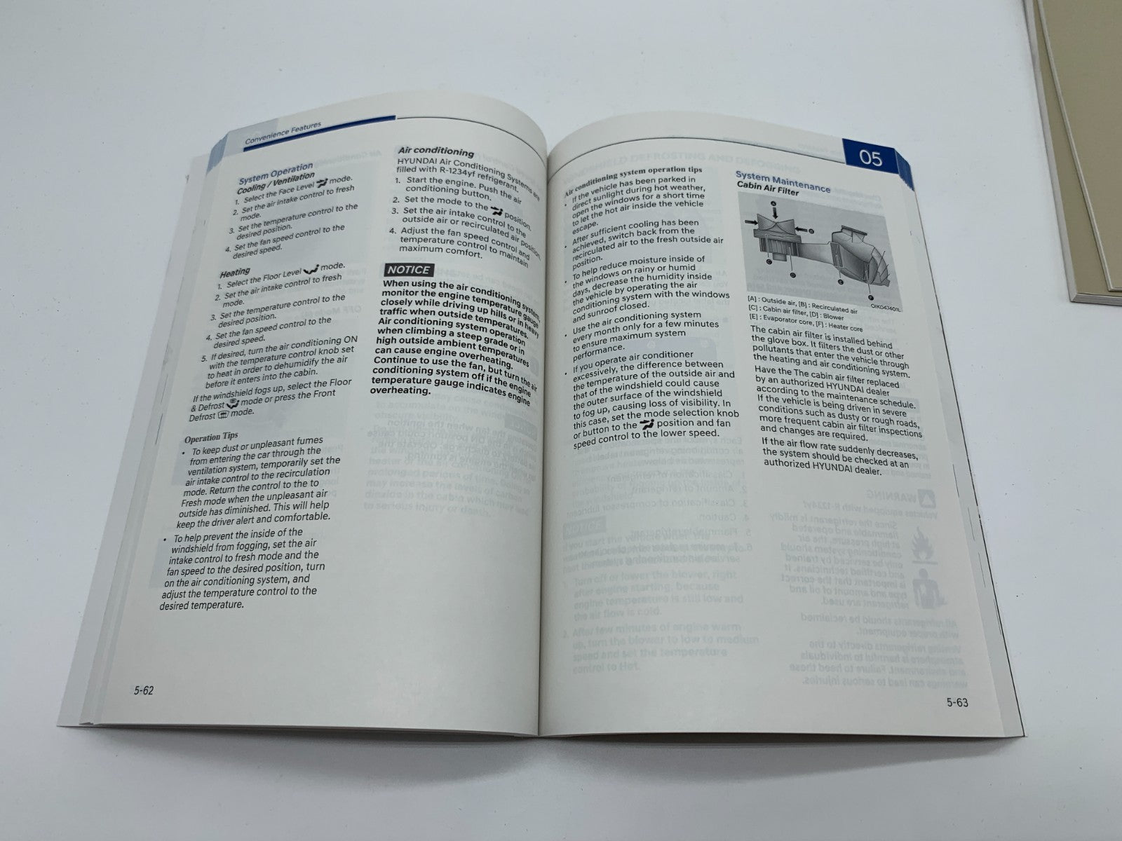 2022 Hyundai Venue Owners Manual Set OEM D02B15031