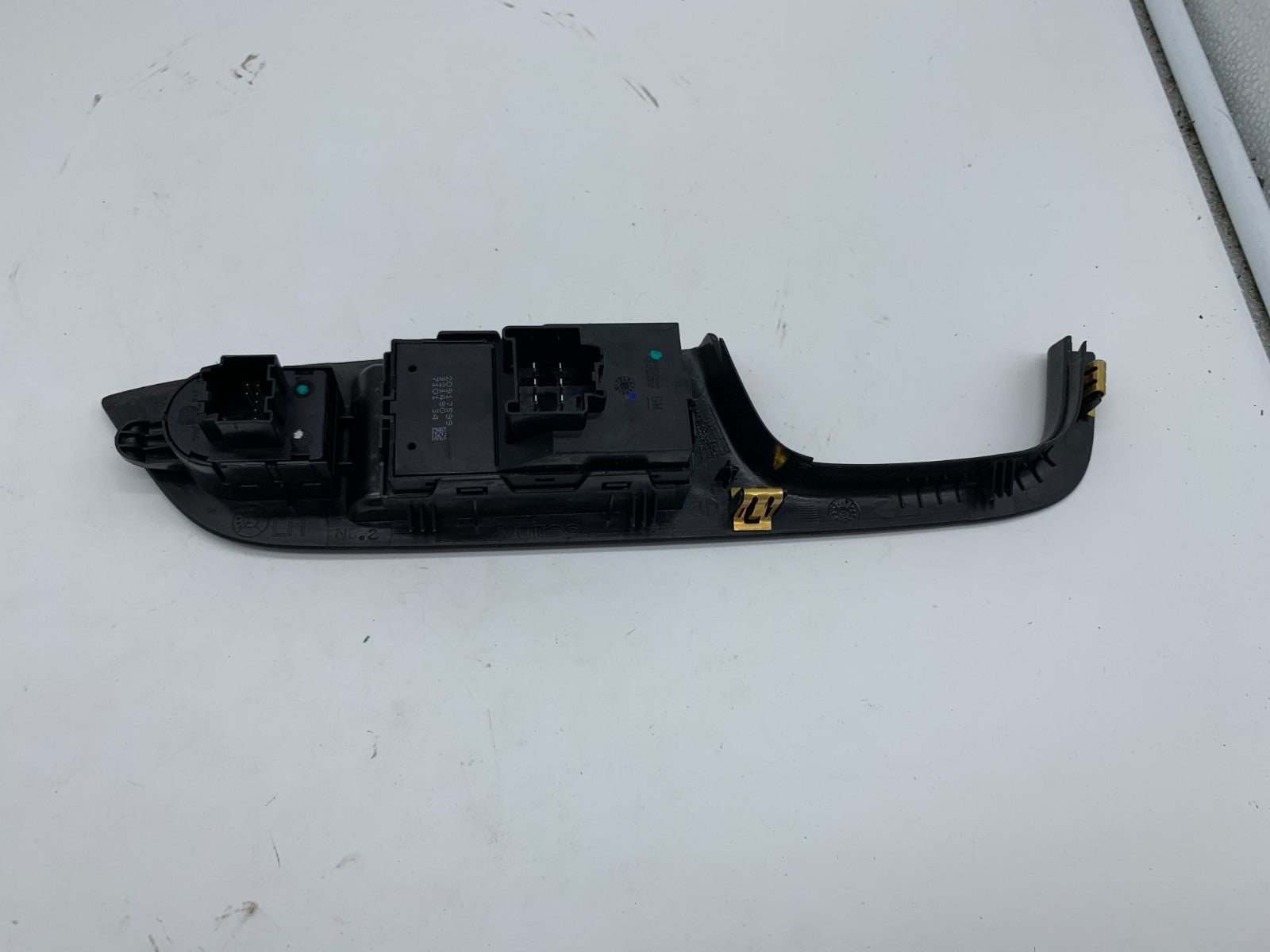 2010-2017 Chevrolet Equinox Master Power Window Switch OEM D02B70016