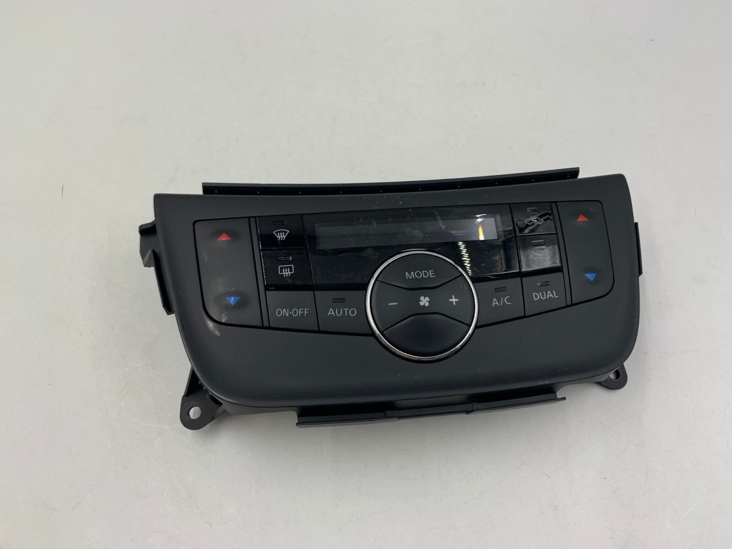 2015-2019 Nissan Sentra AC Heater Climate Control Unit OEM C02B53025