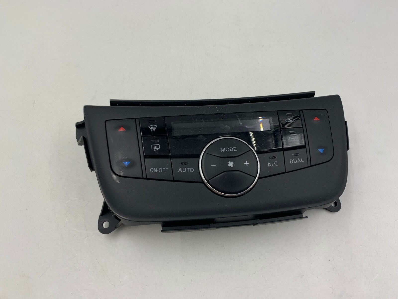 2015-2019 Nissan Sentra AC Heater Climate Control Unit OEM C02B53025