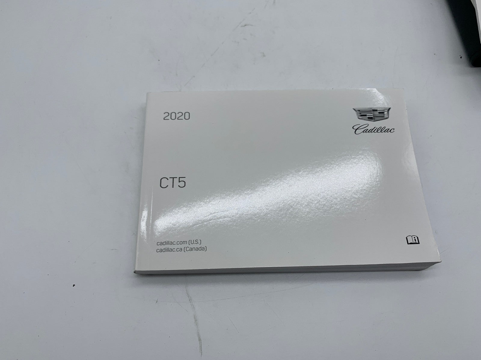 2020 Cadillac CT5 Owners Manual Set with Case OEM R01B02030