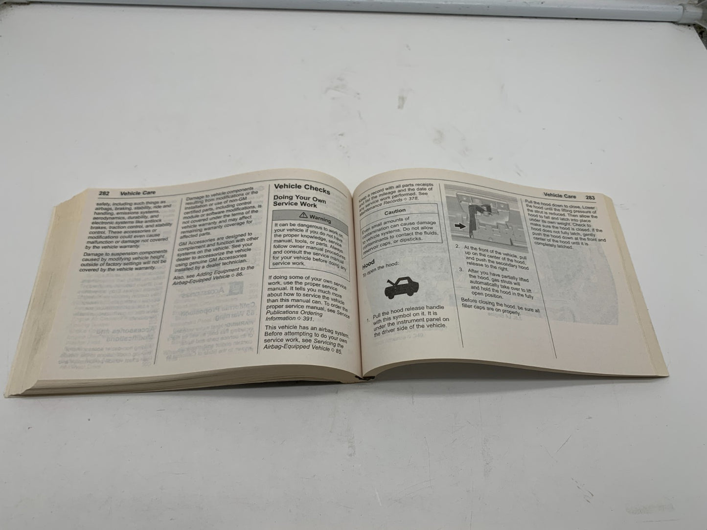 2017 GMC Acadia Owners Manual Set OEM B04B25009