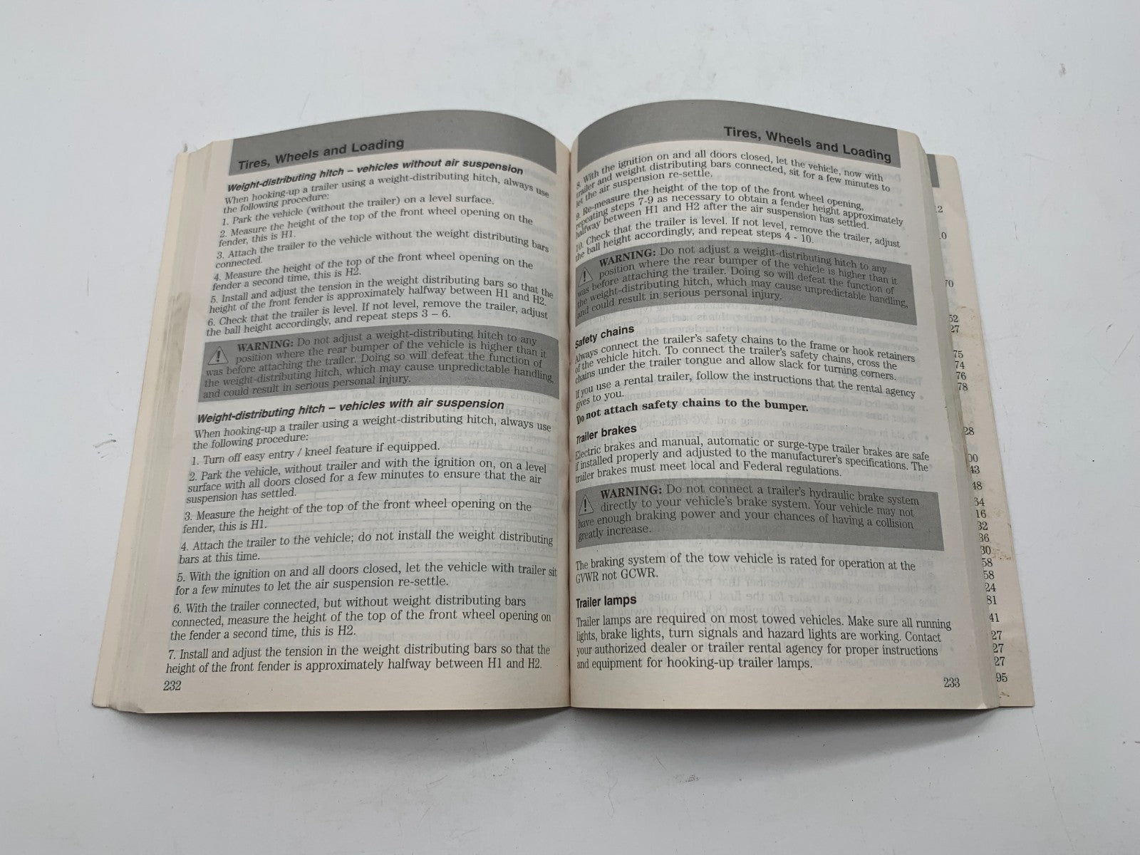 2012 Ford Expedition Owners Manual Set with Case OEM B04B19020