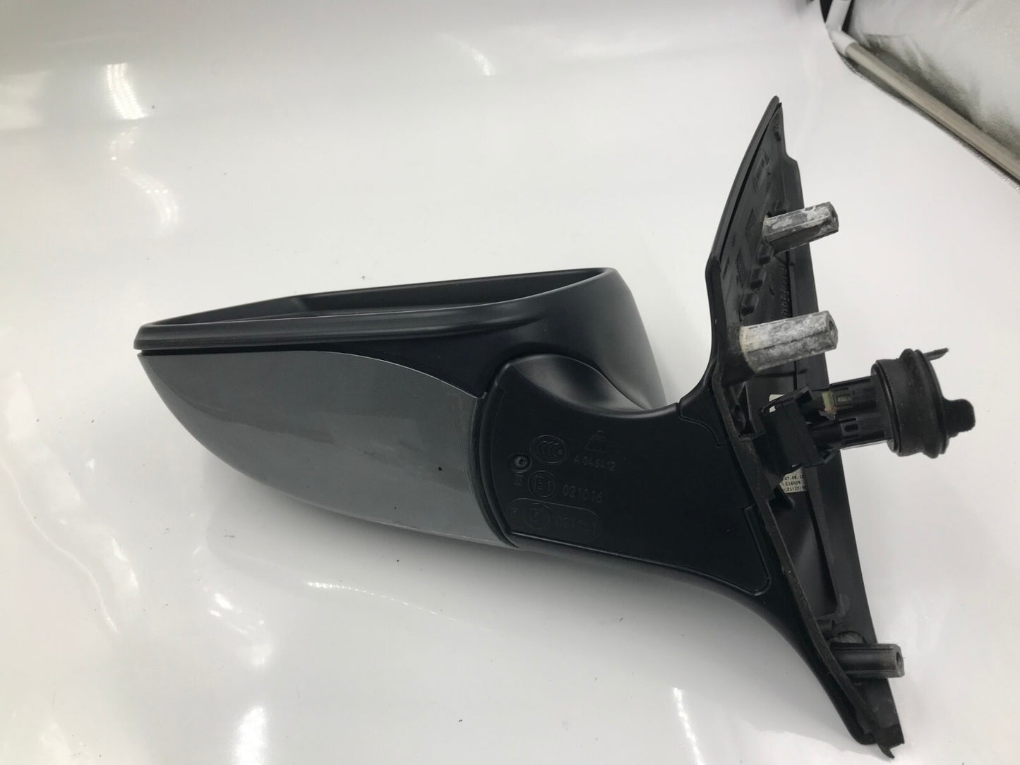 2012-2013 BMW 550i Driver Side View Power Door Mirror Gray OEM D02B57002