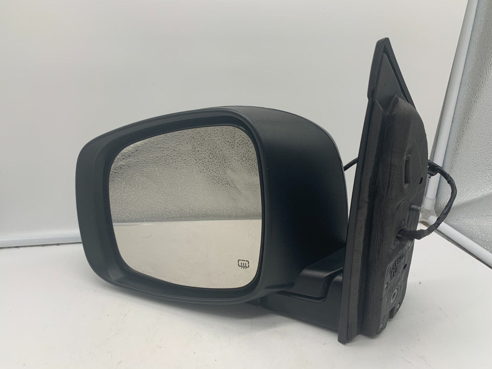 2011-2016 Chrysler Town & Country Driver Power Door Mirror Black OEM C02B17090