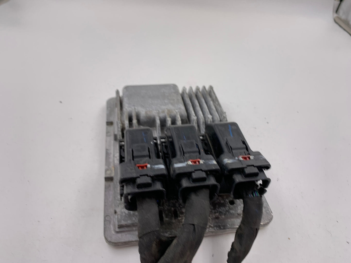 2017-2020 GMC Terrain Engine Control Module Unit ECU ECM OEM E03B29046