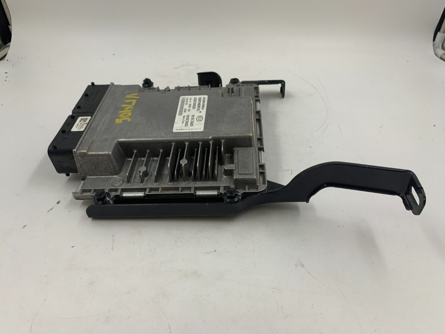 2016-2018 Kia Optima Engine Control Module Unit ECU ECM OEM C04B39006