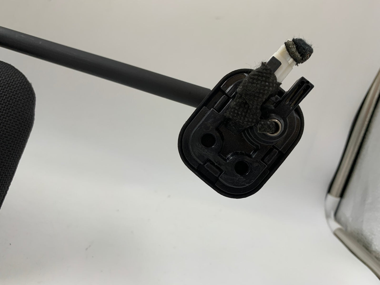 2015-2019 Hyundai Elantra Passenger Sun Visor Black OEM E03B47027