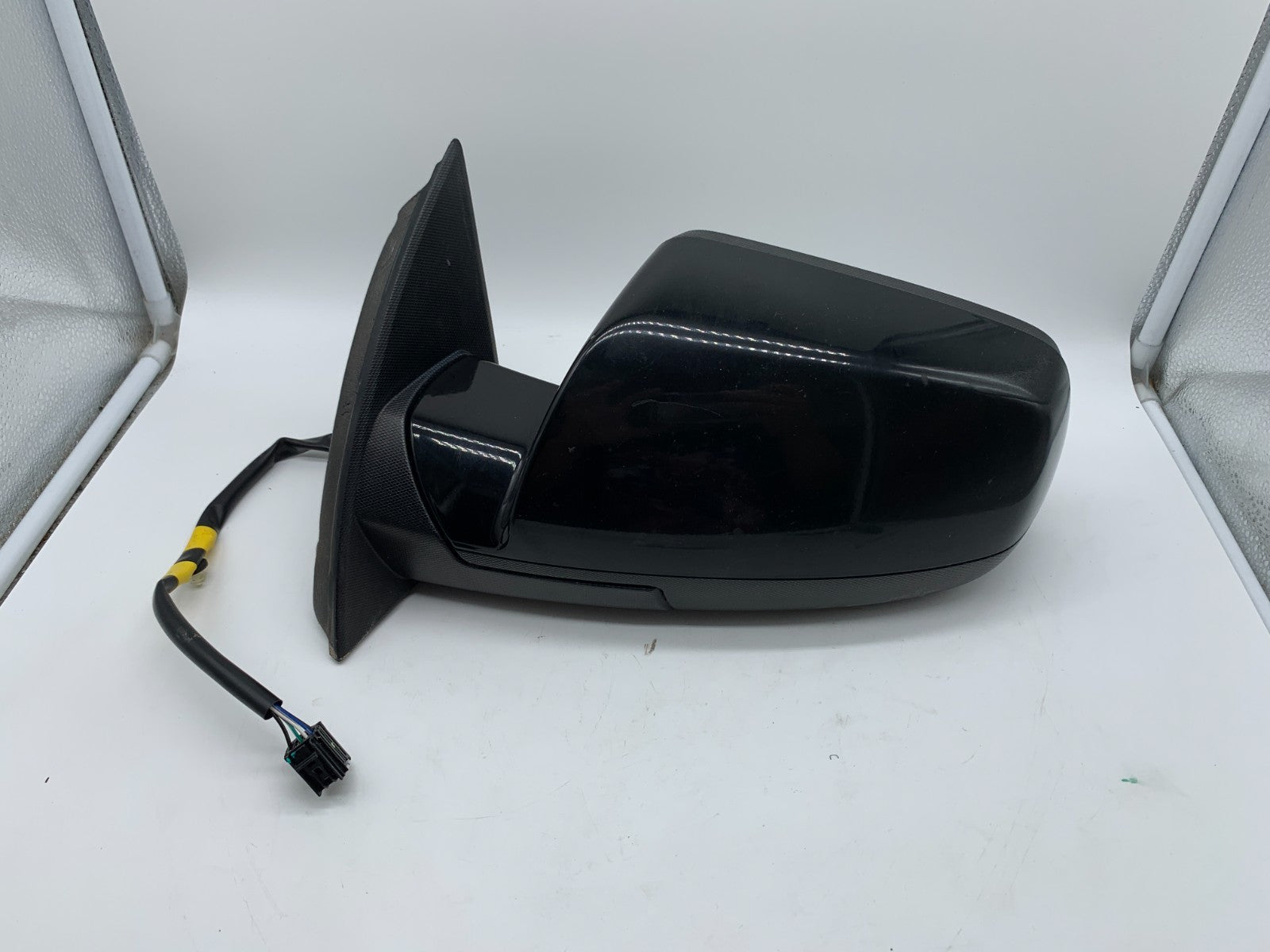 2015-2017 Chevrolet Equinox Driver Side Power Door Mirror Black OEM C03B08001