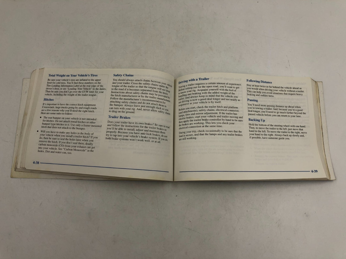 2002 Chevrolet Cavalier Owners Manual OEM D03B52023