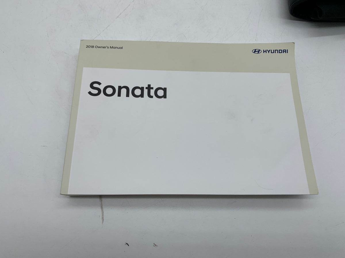 2018 Hyundai Sonata Owners Manual with Case OEM R01B25016
