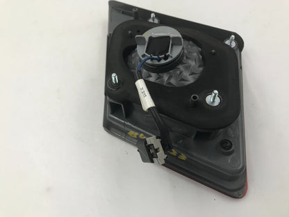 2000-2001 Lexus ES300 Passenger Side Tail Light Taillight OEM B03B09043