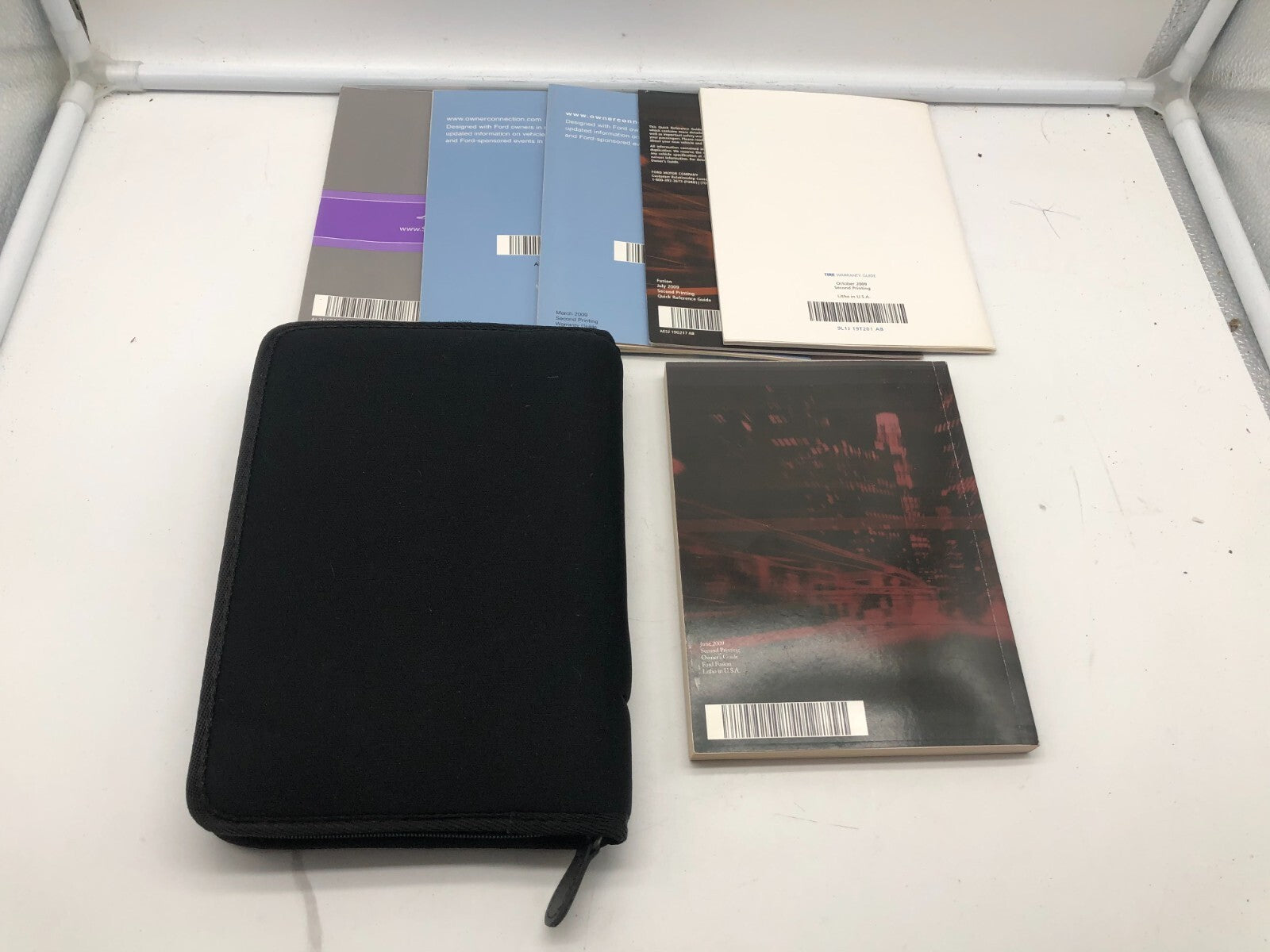 2010 Ford Fusion Owners Manual Set with Case OEM B03B43003