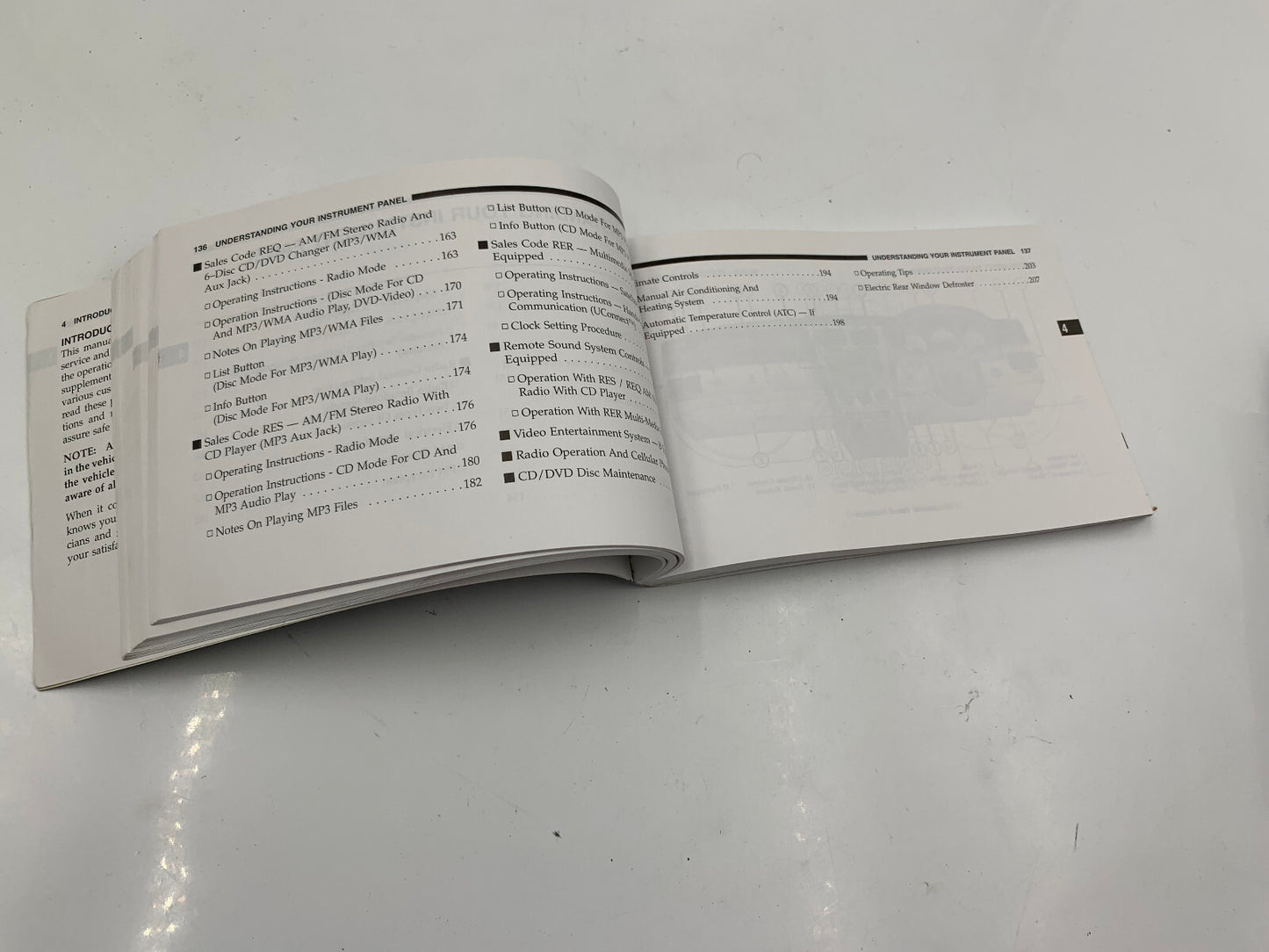 2008 Dodge Avenger Owners Manual Set with Case OEM E03B34023