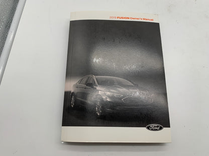 2019 Ford Fusion Owners Manual Set with Case OEM R01B04006