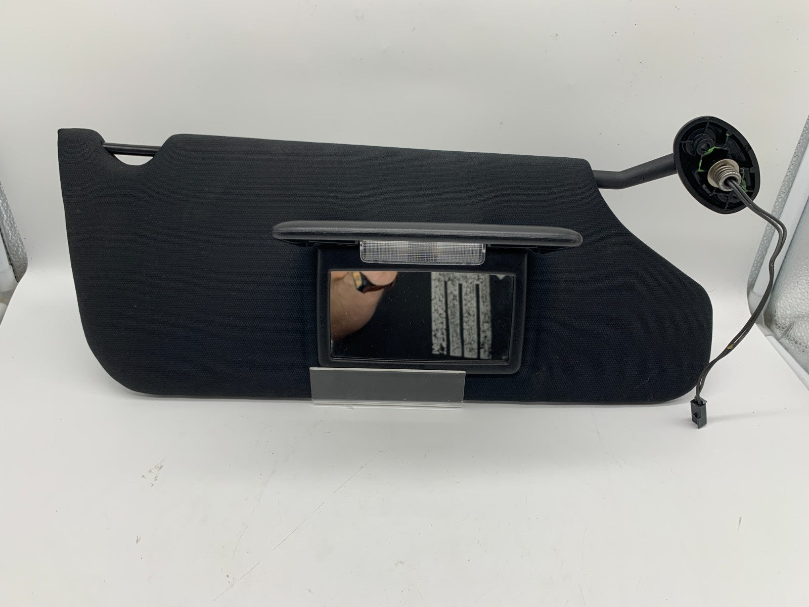 2011-2014 Chrysler 200 Passenger Sun Visor Sunvisor Black Illuminated D01B21036