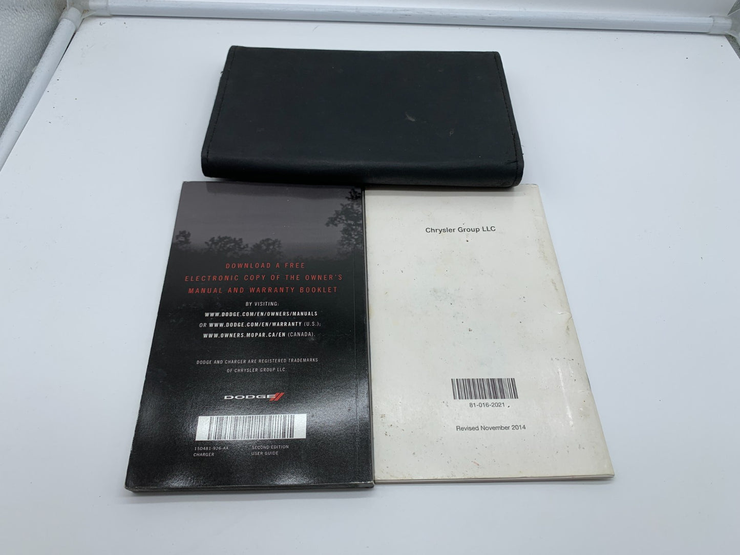 2015 Dodge Charger Owners Manual Set with Case OEM B03B35092
