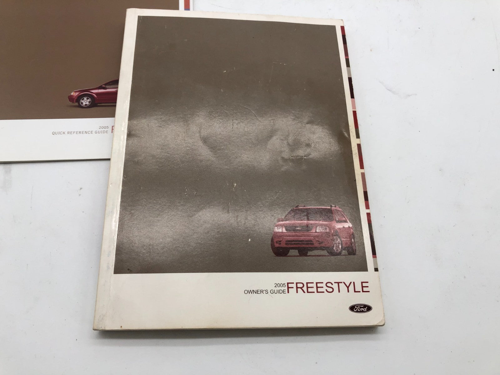 2005 Ford Freestyle Owners Manual Set with Case OEM B04B22036