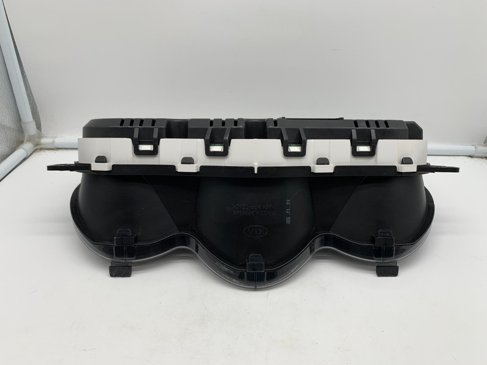 2014-2015 Kia Optima Speedometer Instrument Cluster 2711 Miles OEM A02B38002