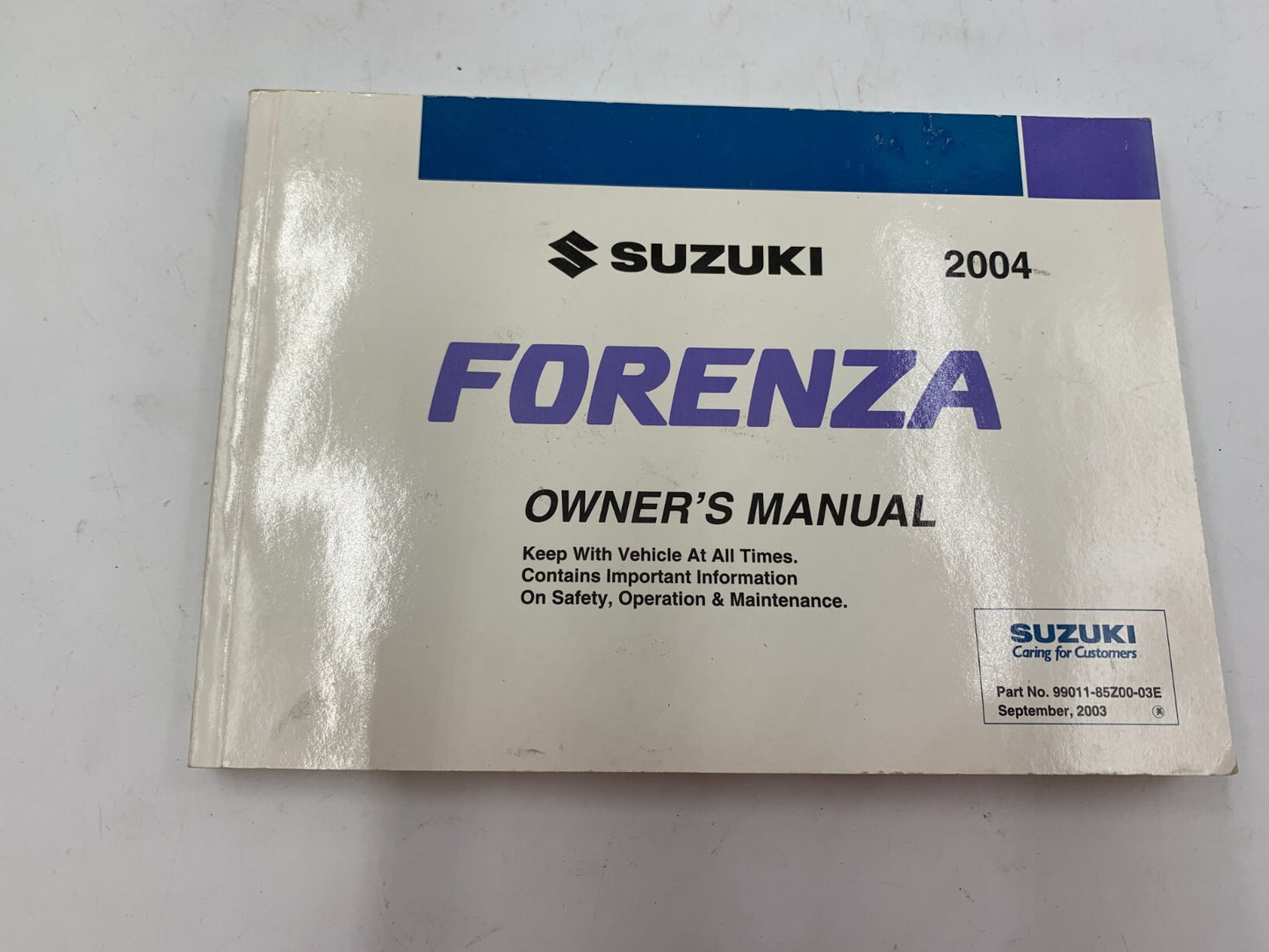 2004 Suzuki Forenza Owners Manual Set with Case B02B22041