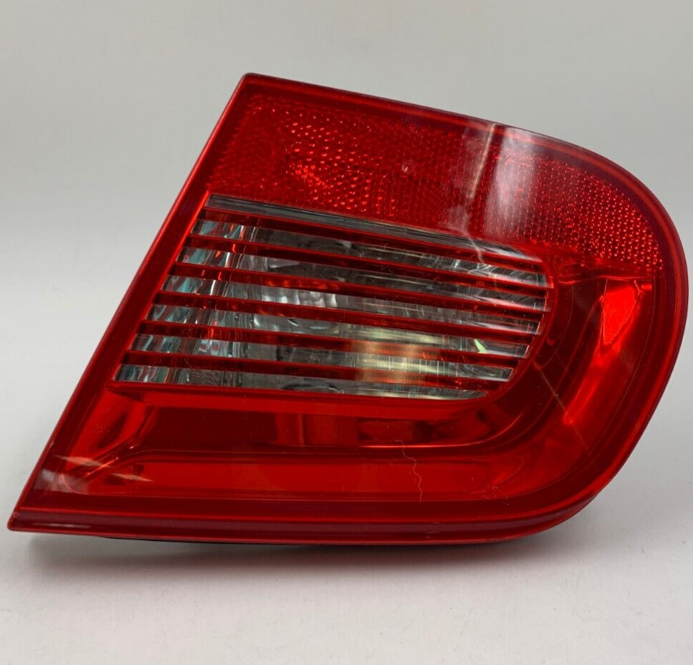 2007-2011 Volkswagen EOS Passenger Trunklid Tail Light Taillight OEM A04B50037