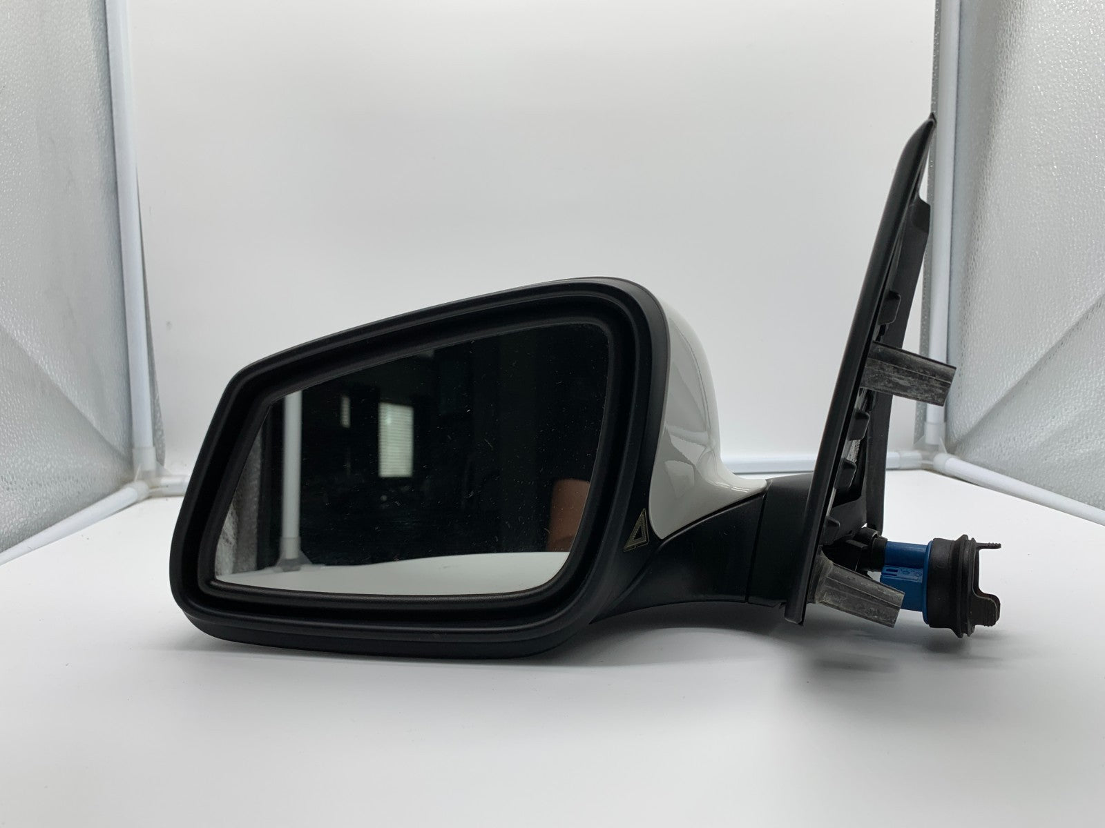 2012-2013 BMW 528i Driver Side View Power Door Mirror White OEM B03B36001