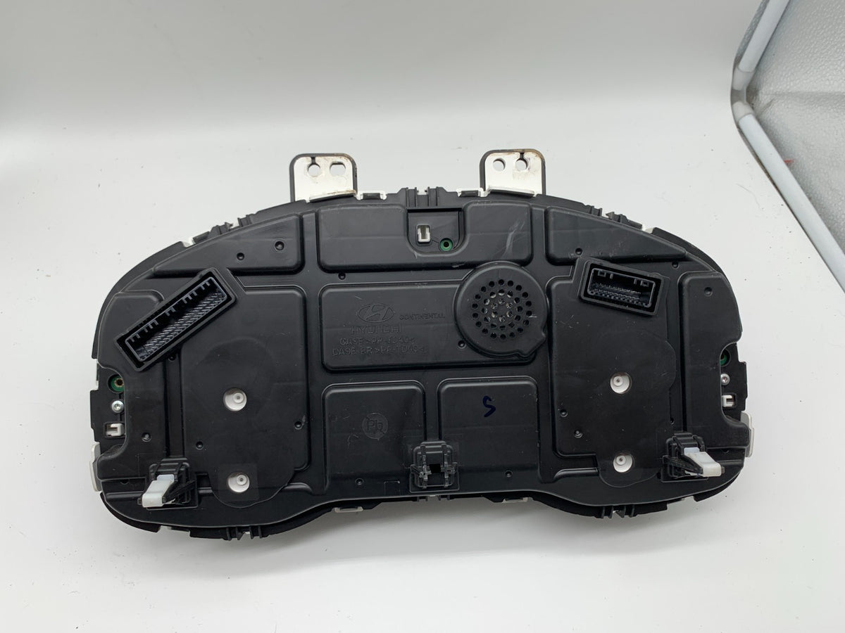 2020-2022 Hyundai Venue Speedometer Cluster 14272 Miles A02B24002
