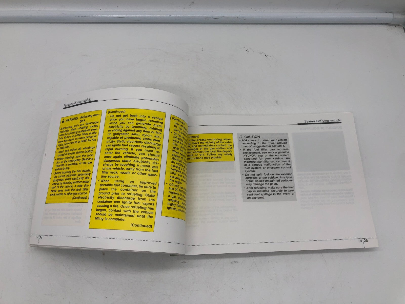 2016 Hyundai Accent Owners Manual OEM E01B23004