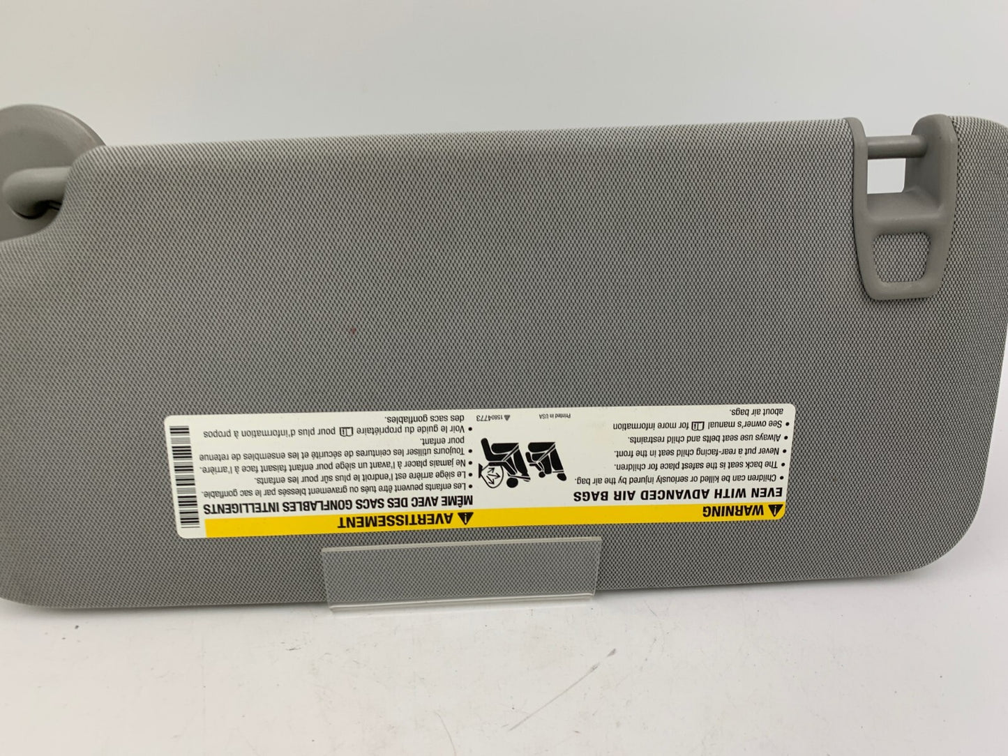 2017-2021 Chevrolet Trax Passenger Sun Visor Gray OEM D01B63001