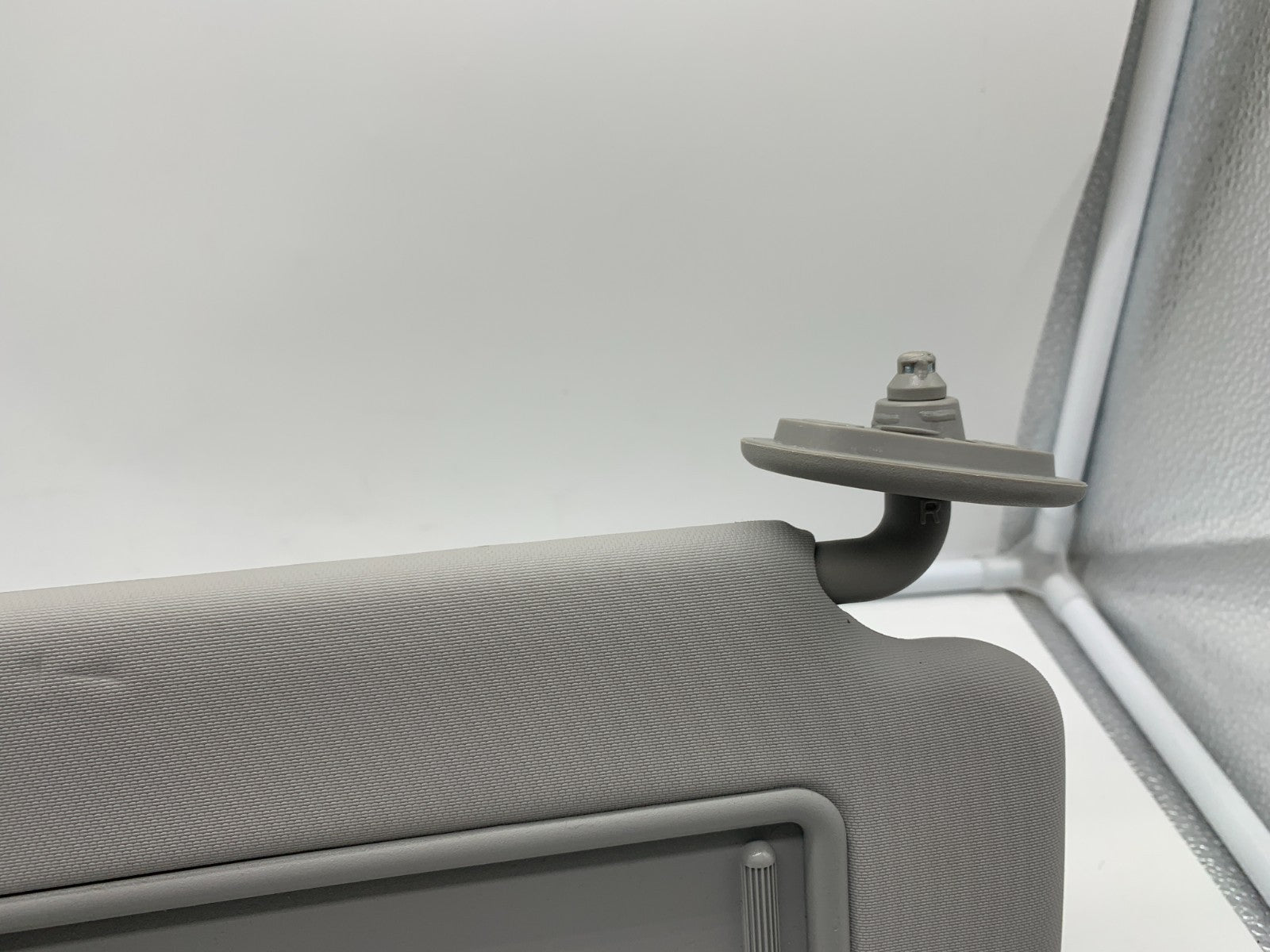 2014-2019 Kia Soul Passenger Sun Visor Gray OEM A01B56004