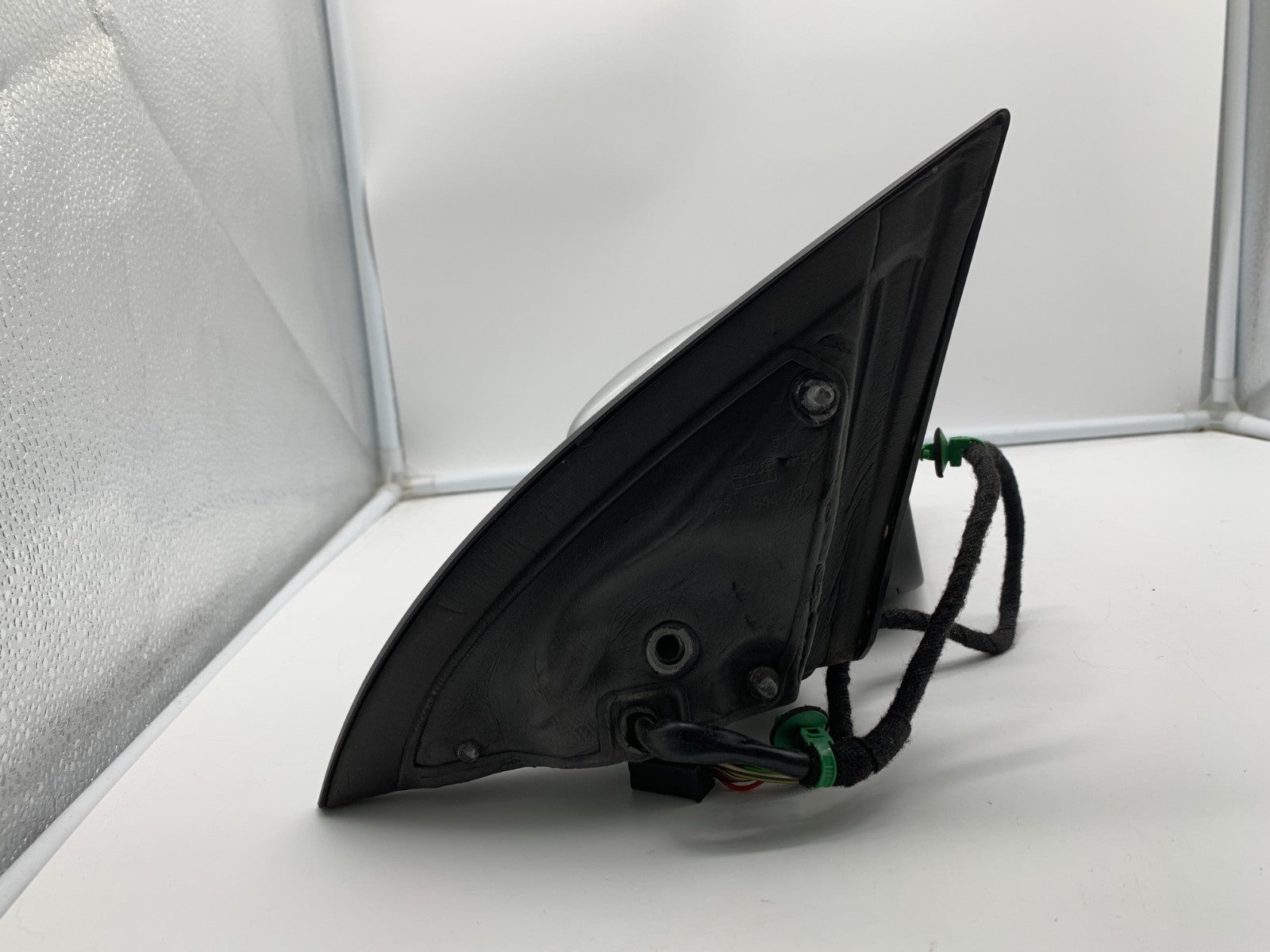 2009-2012 Volkswagen CC Passenger Side View Power Door Mirror Silver C04B36022