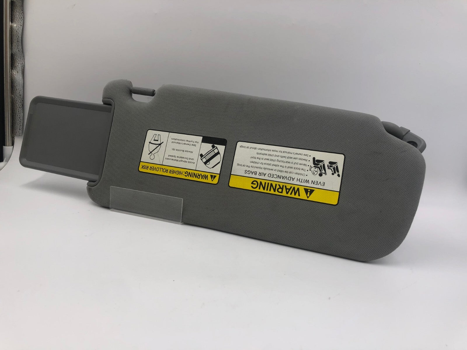 2011-2015 Kia Sorento Driver Sun Visor Gray OEM E03B19075