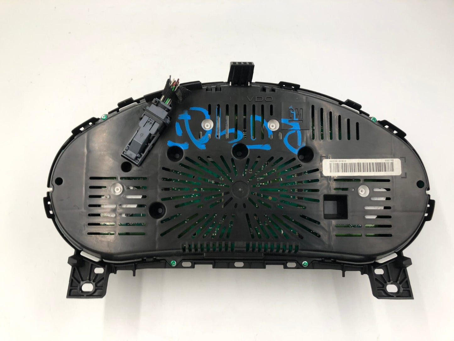 2013 Buick Regal Speedometer Instrument Cluster 73,851 Miles OEM E01B67003