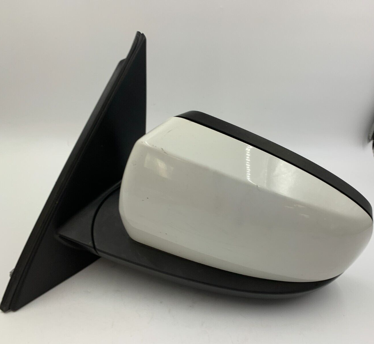 2011-2013 BMW X5 Driver Side View Power Door Mirror White OEM B03B24003