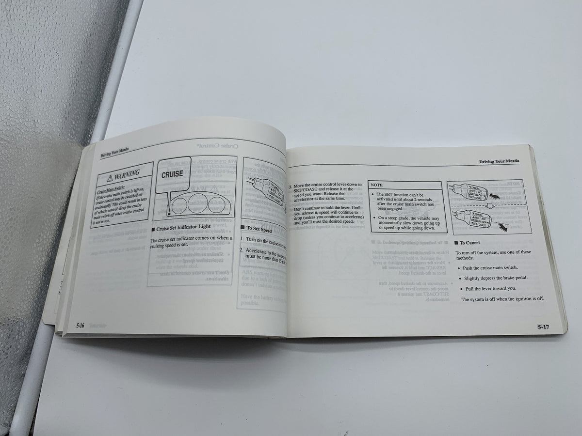2000 Mazda MPV Owners Manual with Case OEM R01B02015