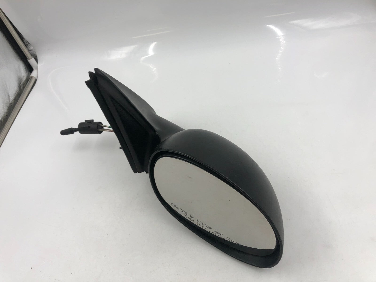 2004-2009 Chrysler PT Cruiser Passenger Side View Manual Door Mirror C02B65005
