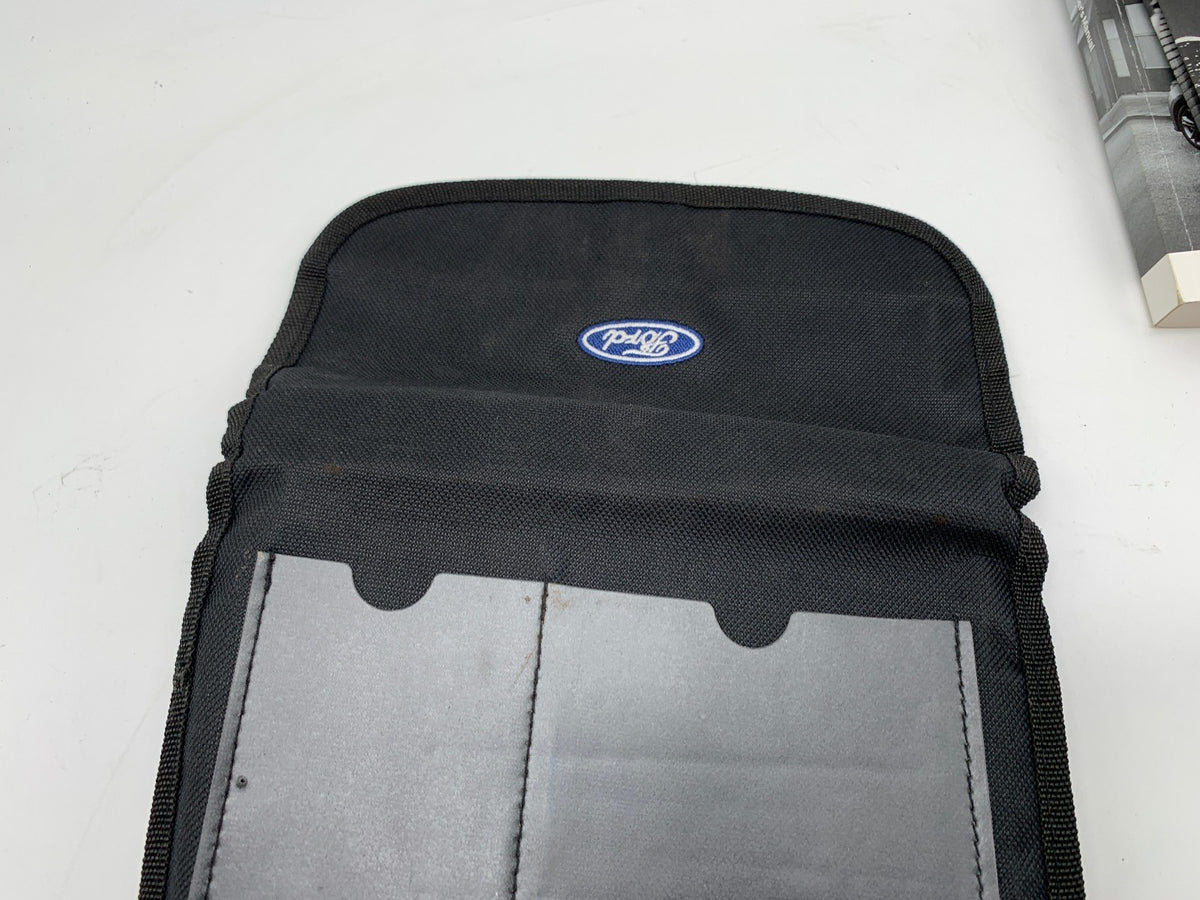 2015 Ford Edge Owners Manual Set with Case OEM R01B09041