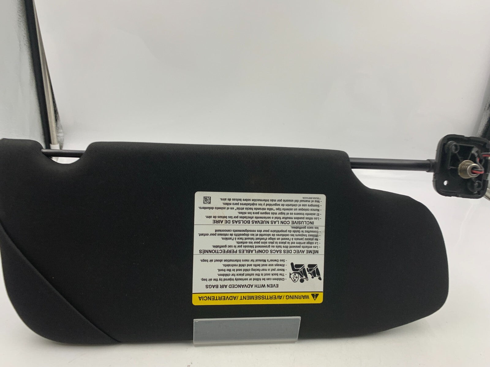 2013-2018 Ford Taurus Driver Sun Visor Sunvisor Black Illuminated OEM D01B30083