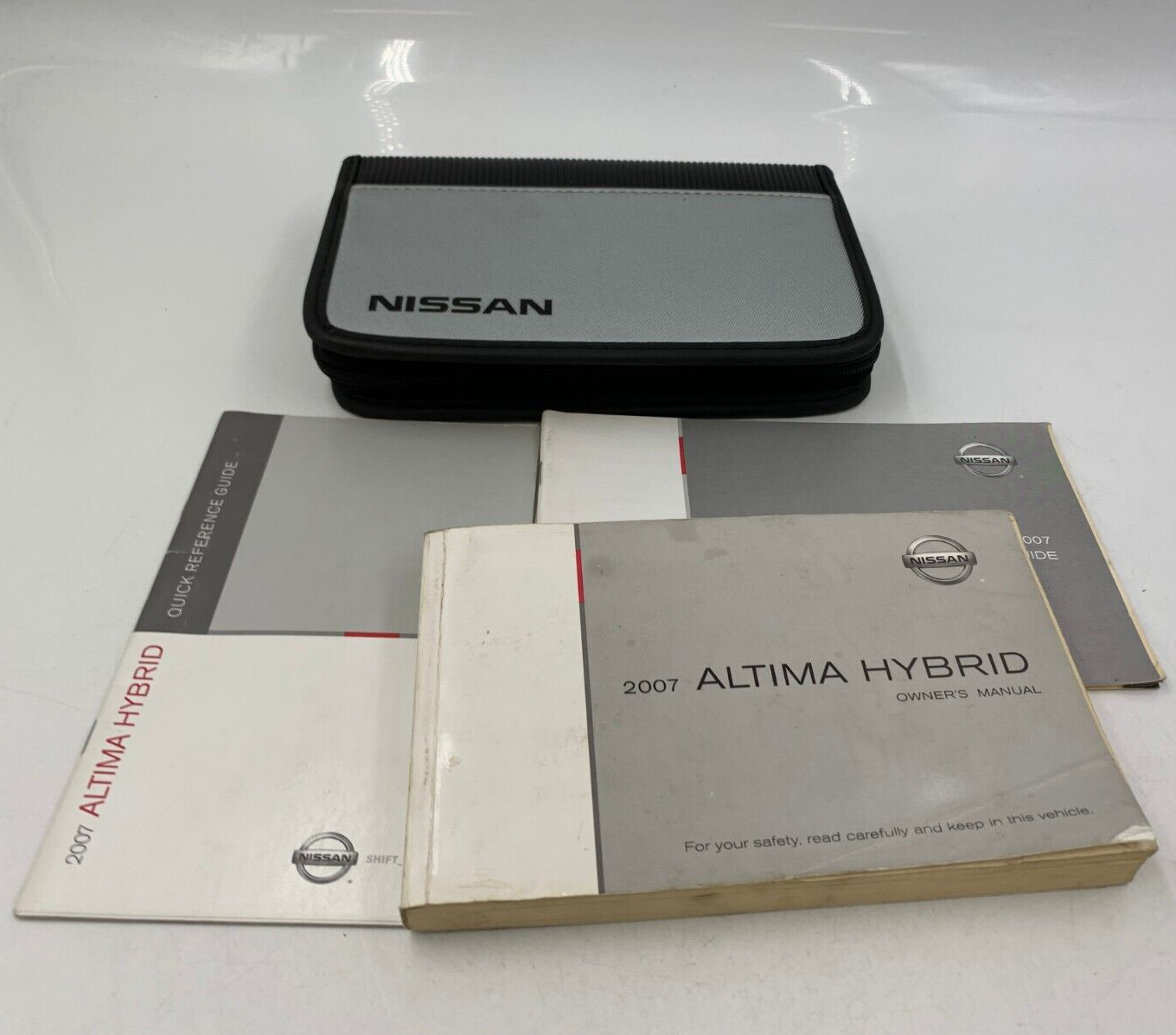 2007 Nissan Altima Hybrid Owners Manual Set with Case OEM D01B48007