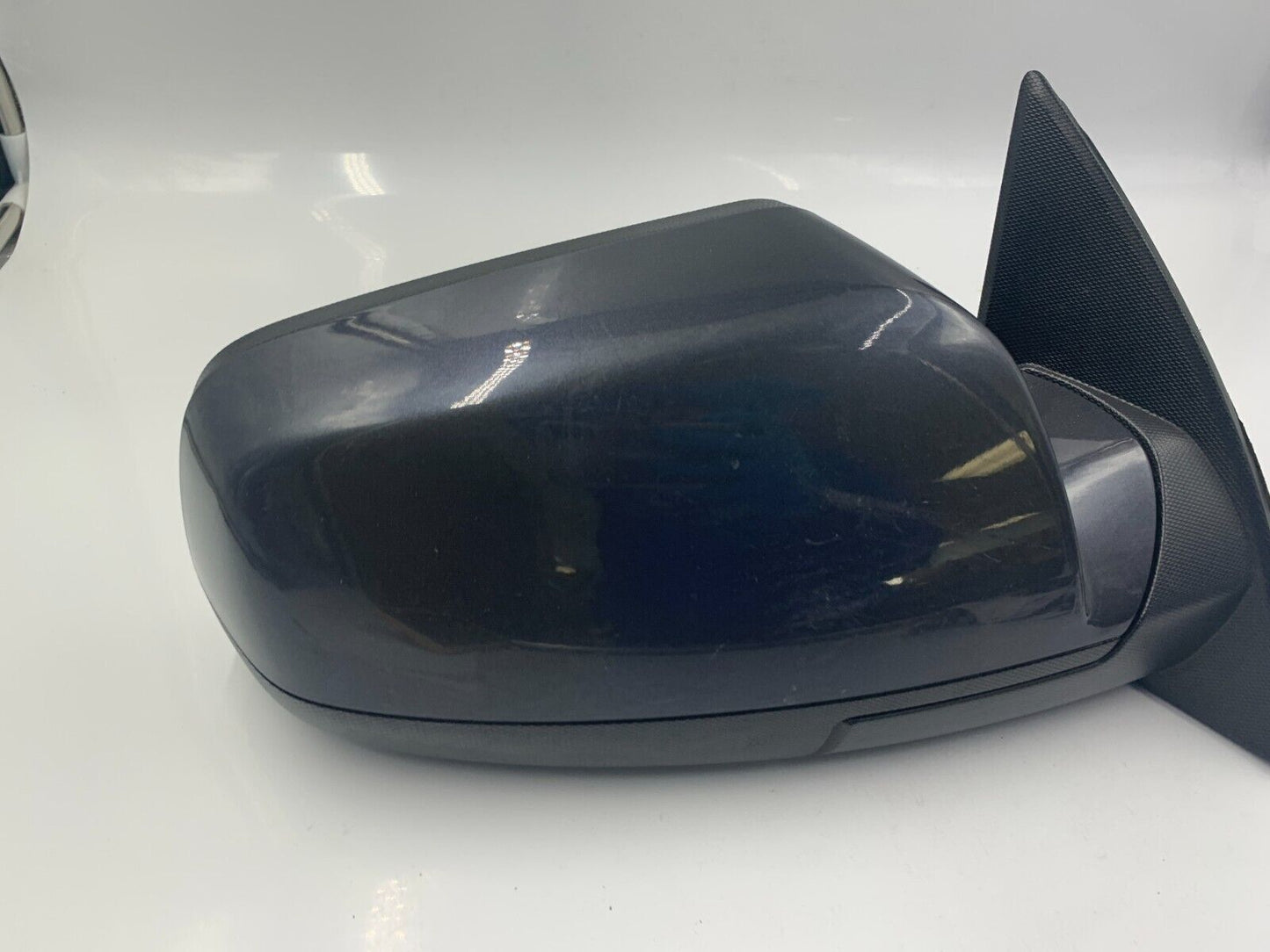 2010-2011 Chevrolet Equinox Passenger View Power Door Mirror Gray OEM D03B57002