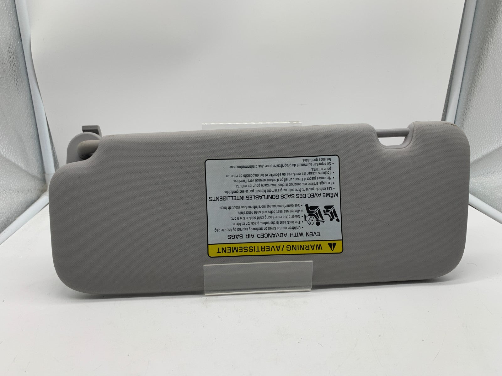 2017-2020 Hyundai Elantra Passenger Sun Visor Gray OEM C01B25027
