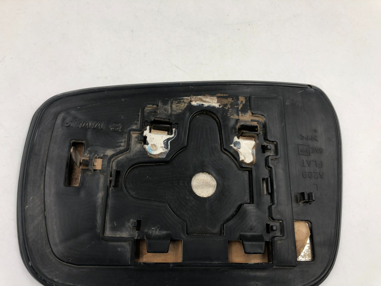 2005-2019 Nissan Pathfinder Driver Side Power Door Mirror Glass Only D04B31089