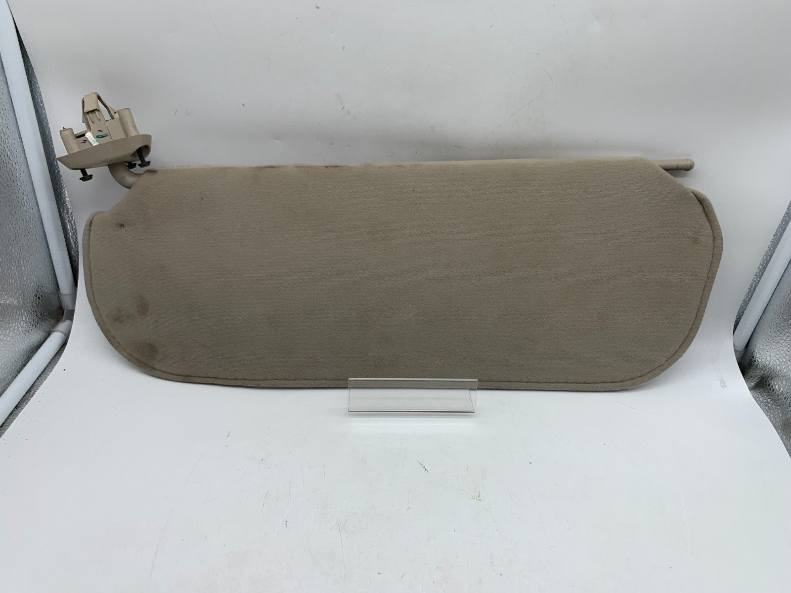 2003-2019 GMC Savana 2500 Driver Sun Visor OEM D03B50002