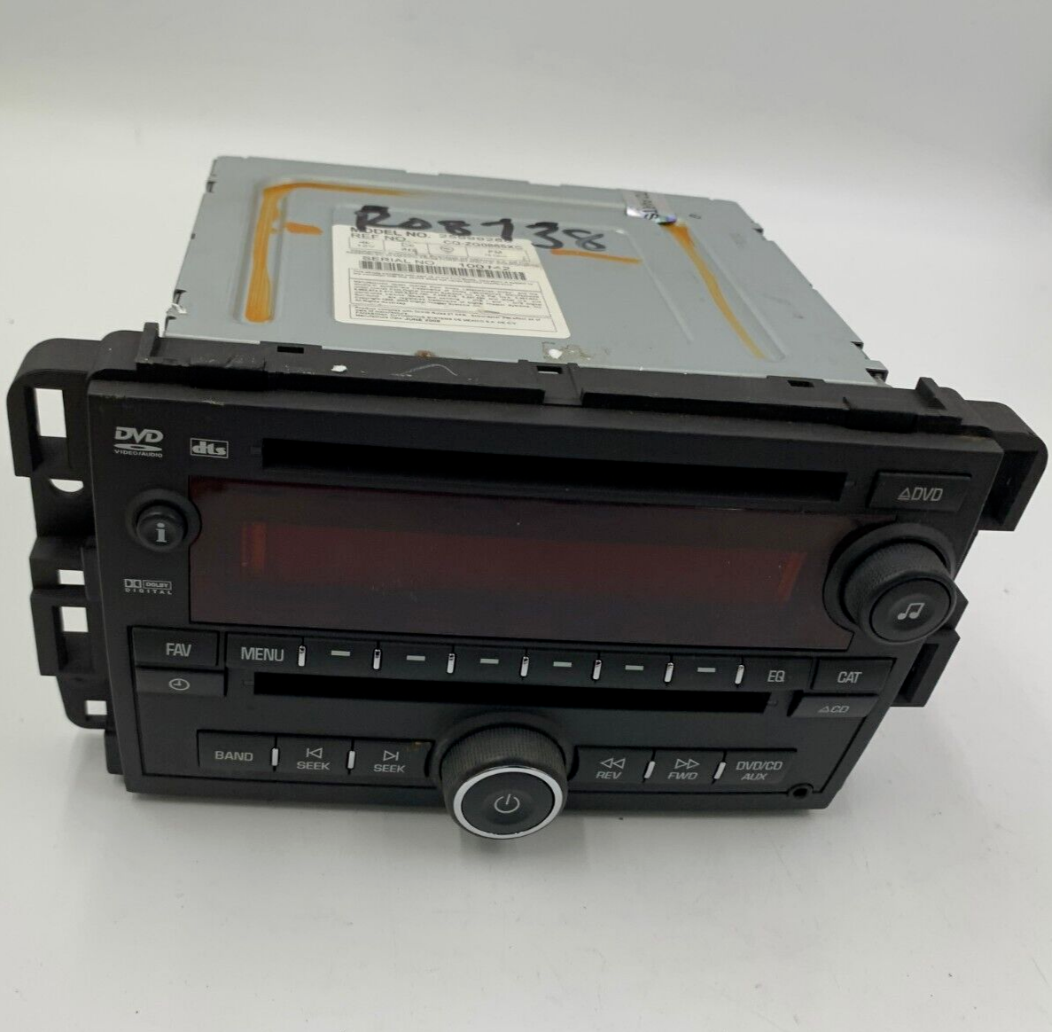 2009 Saturn Outlook AM FM CD Player Radio Receiver OEM 2599288