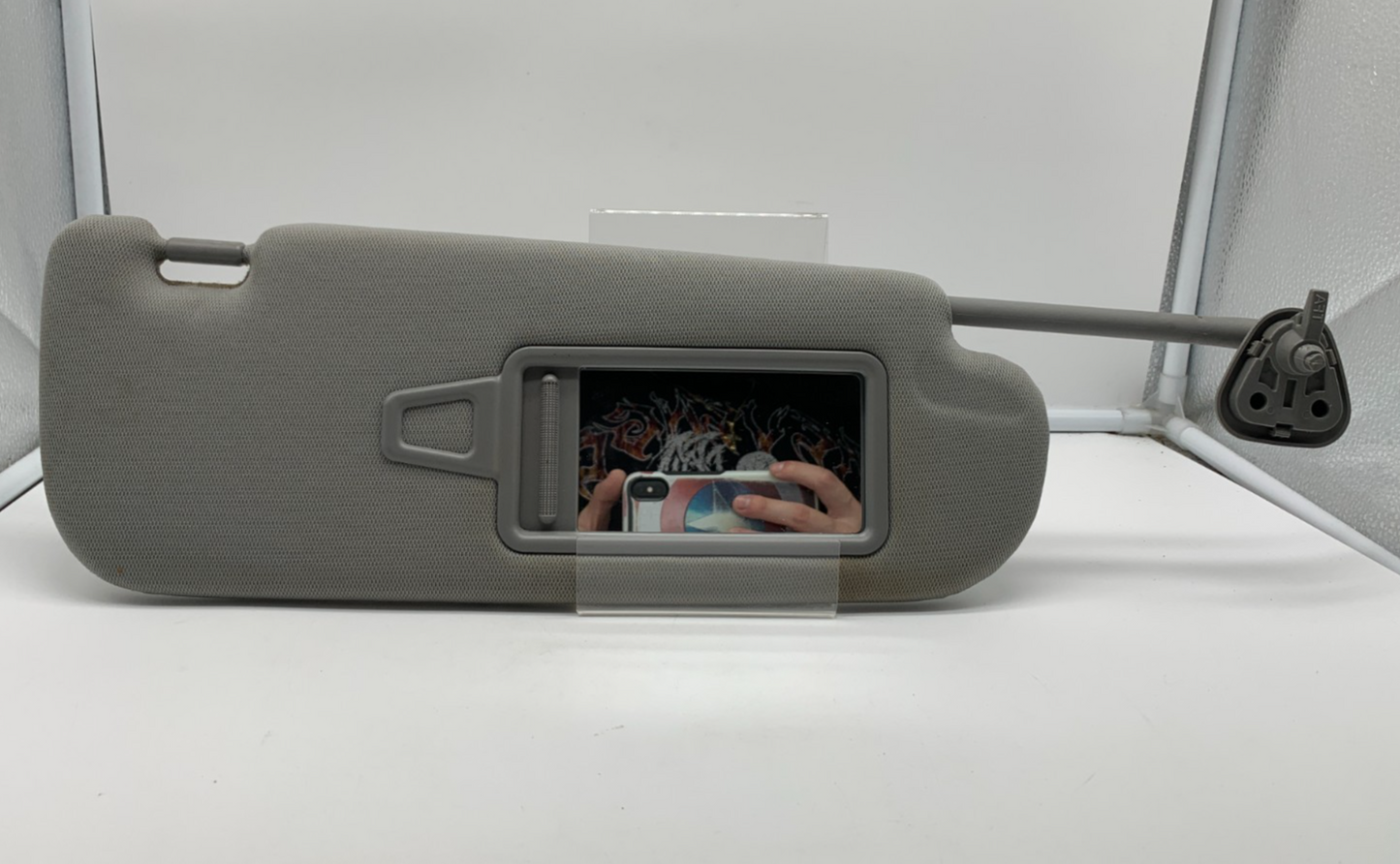 2011-2016 Kia Optima Passenger Sun Visor Gray Illuminated OEM C04B58017