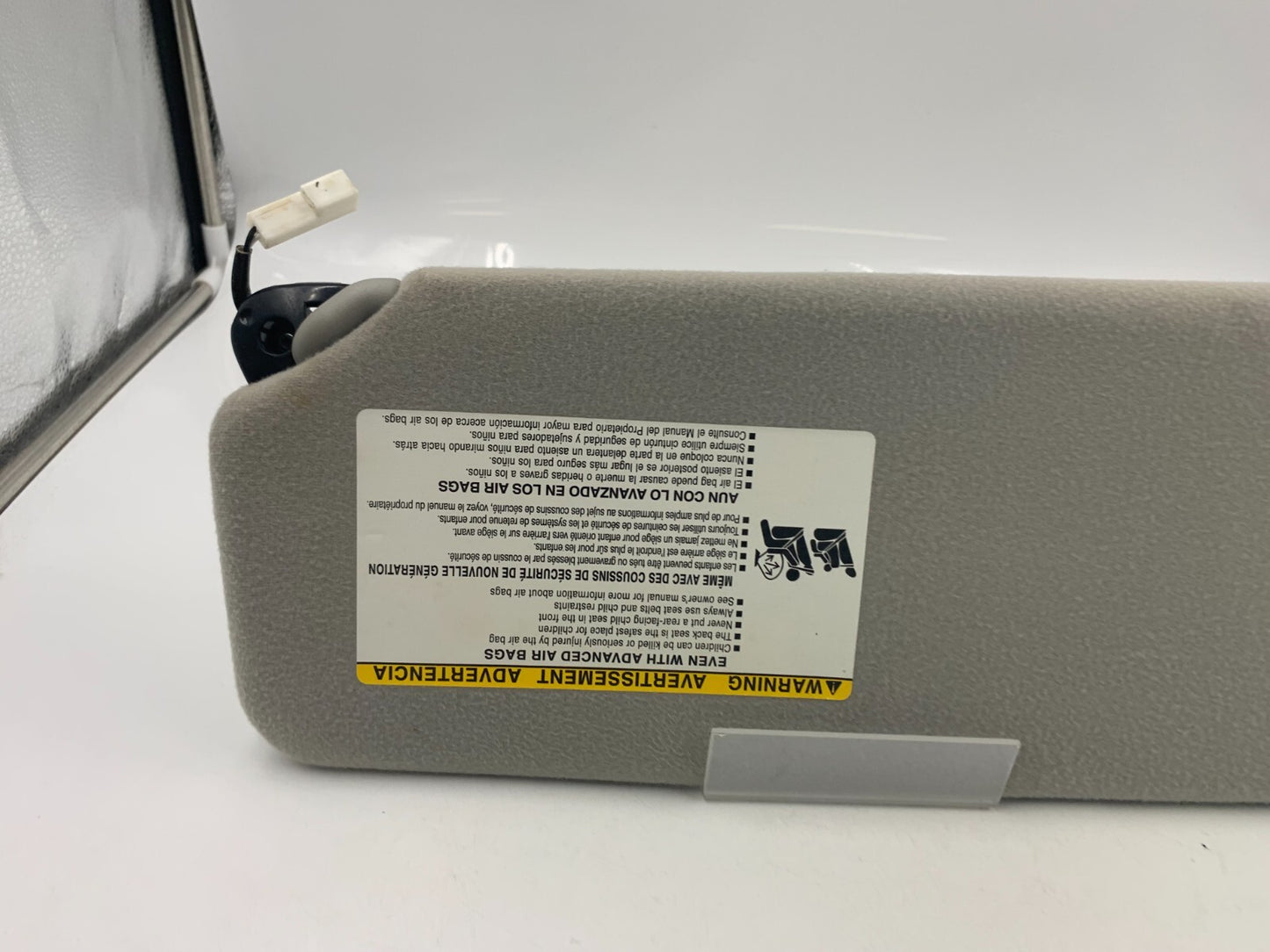 2005-2010 Toyota Sienna Passenger Sun Visor Gray Illuminated OEM B03B42046