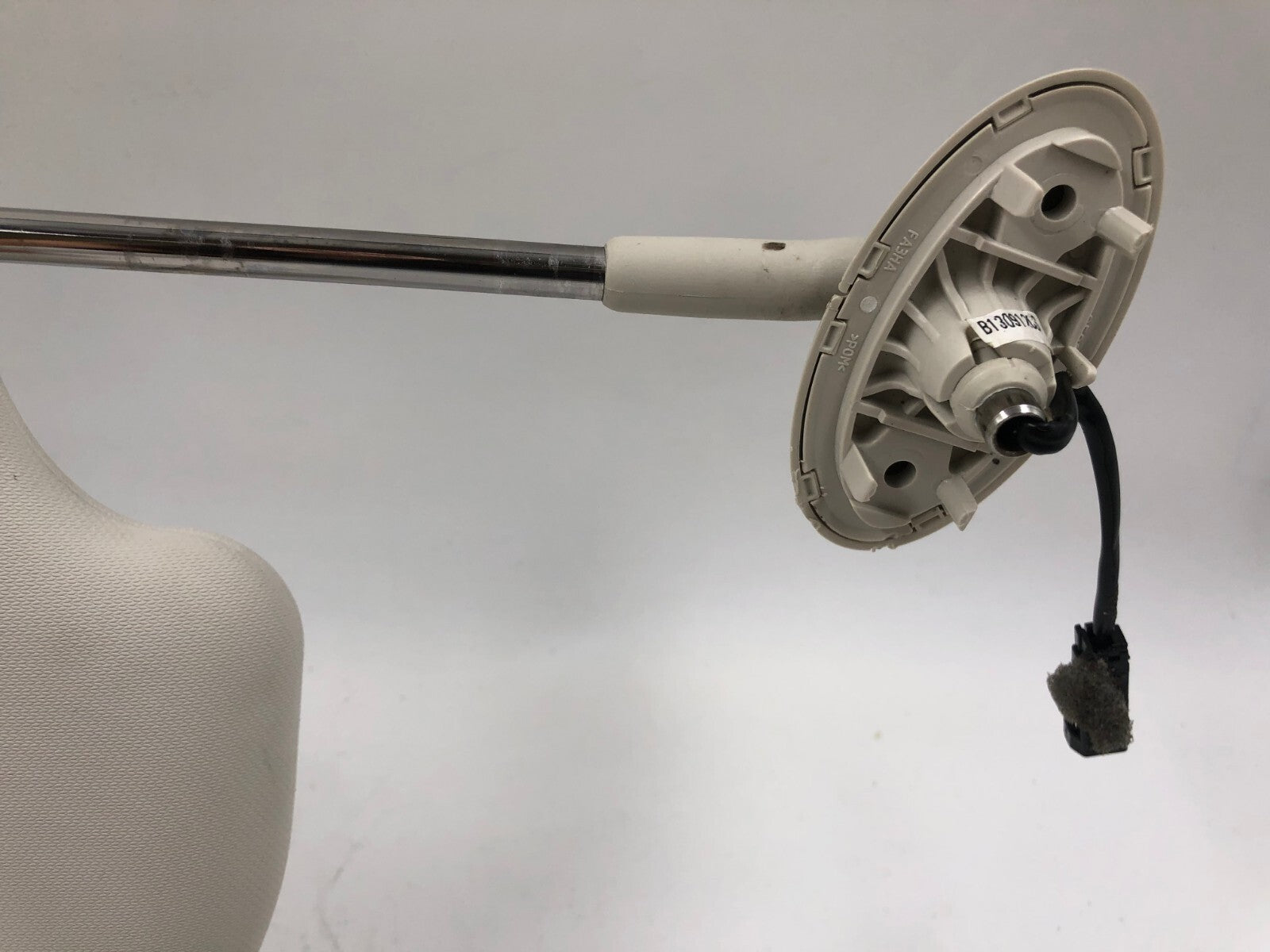 2013-2019 Ford Escape Passenger Sun Visor Sunvisor Ivory Illumination C03B43005