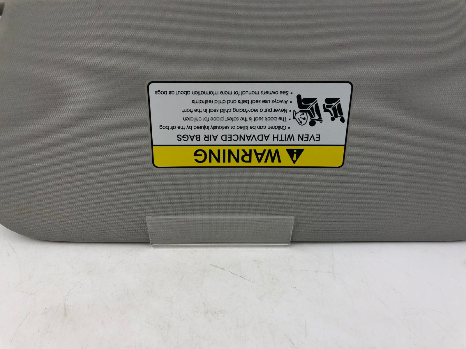 2014-2019 Kia Soul Passenger Sun Visor Gray Illuminated OEM A04B09072