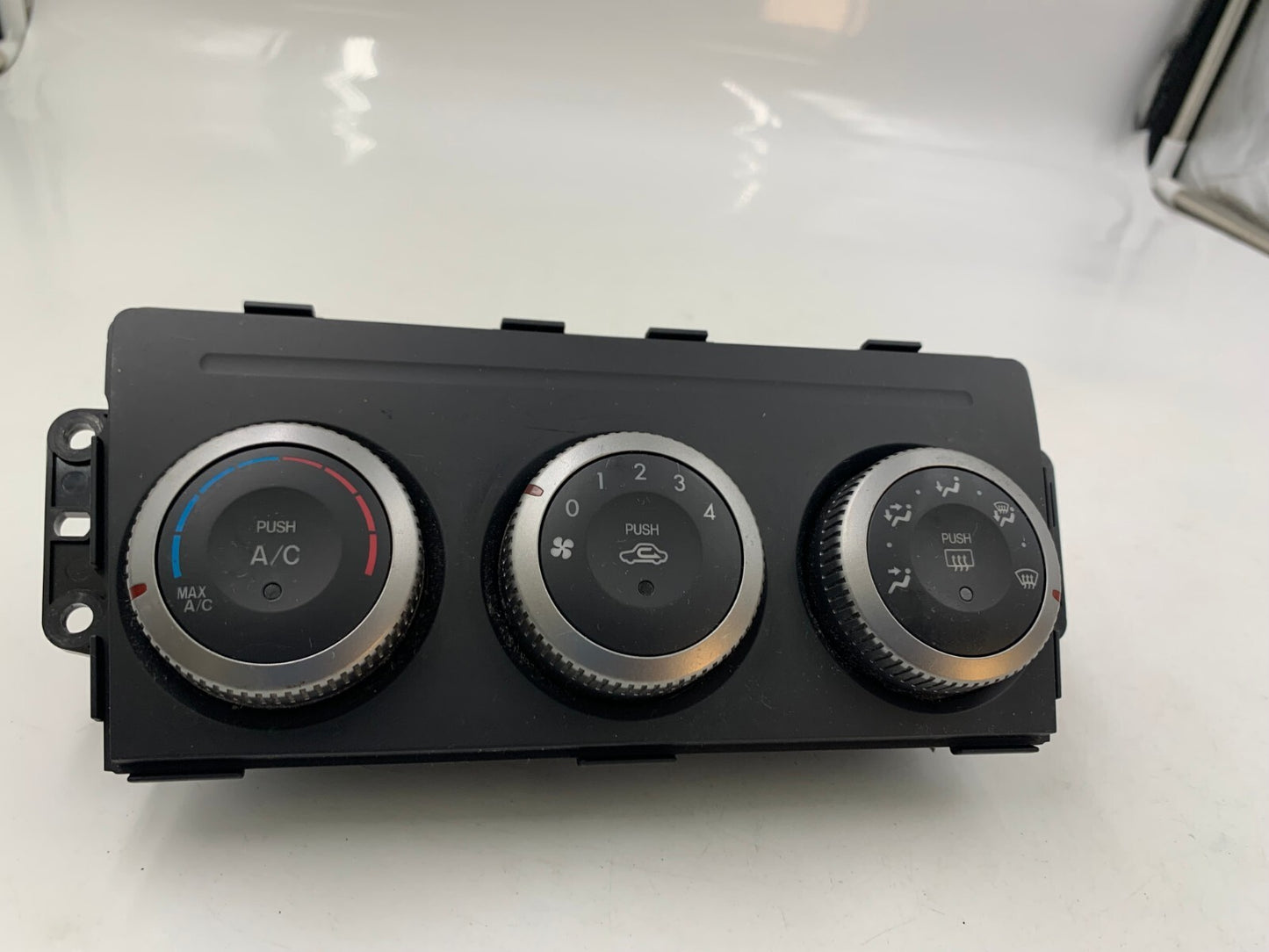 2009-2013 Mazda 6 AC Heater Climate Control Unit OEM B02B39044