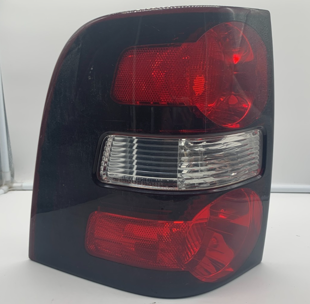 2006-2010 Ford Explorer Driver Side Tail Light Taillight OEM C03B11025